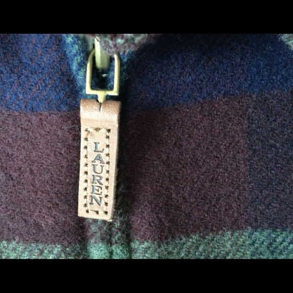 Lauren Ralph Lauren Petite Lambwool Shirt Jacket. - Picture 4 of 13